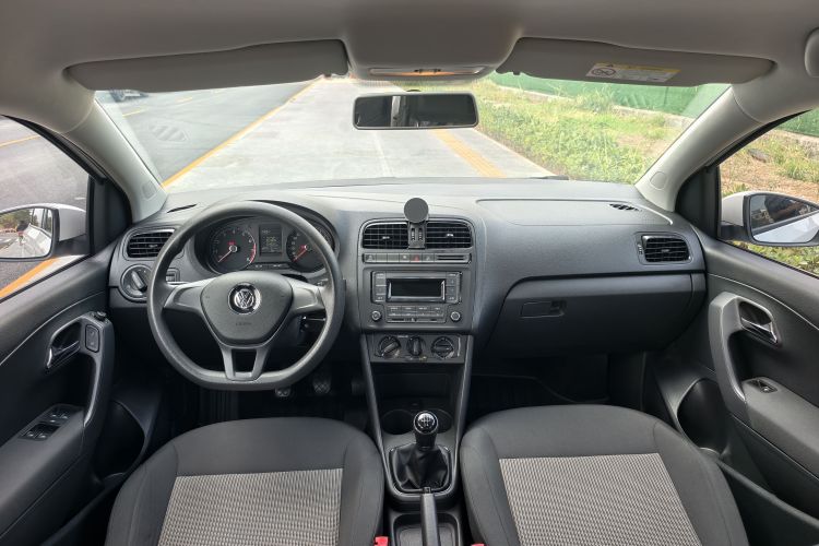 大众 Polo 2018款 1.5L 手动安驾型中控内饰7004