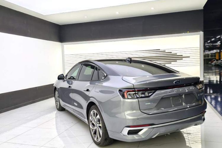 福特 蒙迪欧 2022款 改款 EcoBoost 245 至尊型车身外观6004