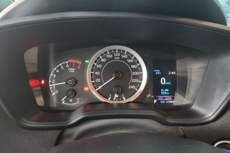 丰田 雷凌 2019款 185T CVT豪华版 国VI中控内饰15