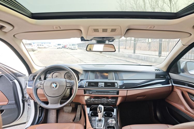 宝马5系 2014款 520Li 典雅型中控内饰7003