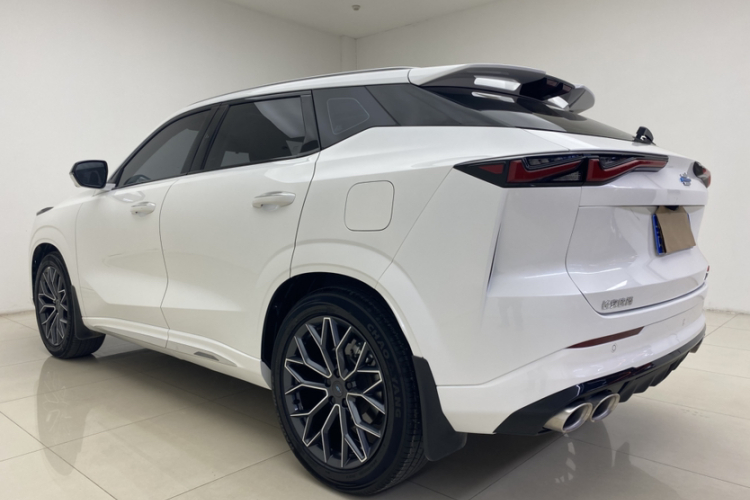 长安欧尚Z6 2023款 蓝鲸 1.5T DCT智领型车身外观6006