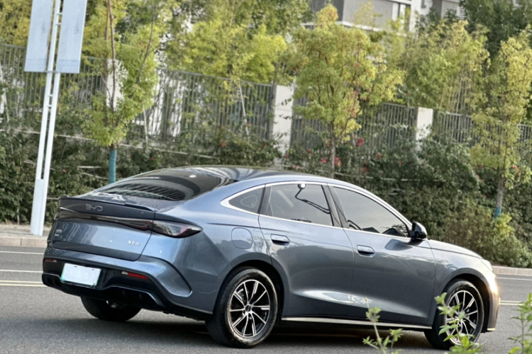 比亚迪 海豹06新能源 2024款 DM-i 120KM尊享型车身外观6005