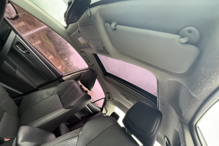 丰田 雷凌 2016款 1.6G-L CVT领先版中控内饰7001