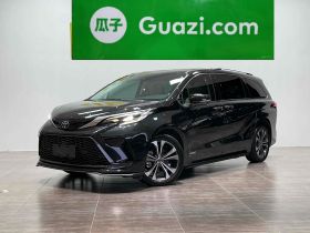 丰田 格瑞维亚 2022款 2.5L混动 尊贵版