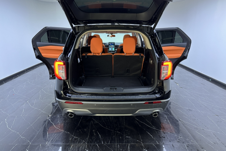 福特 探险者 2020款 EcoBoost 285 后驱风尚版 6座局部细节23