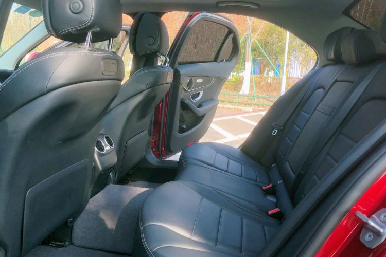 奔驰C级 2018款 C 200 L 运动版中控内饰7004