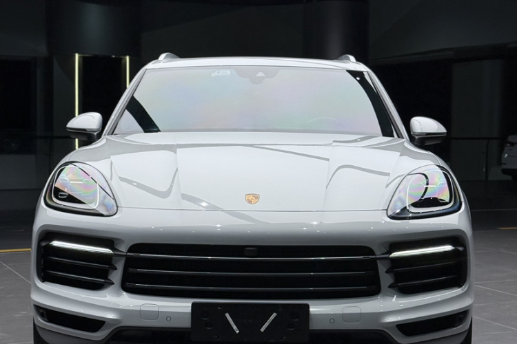 保时捷 2019款 Cayenne 3.0T车身外观6005