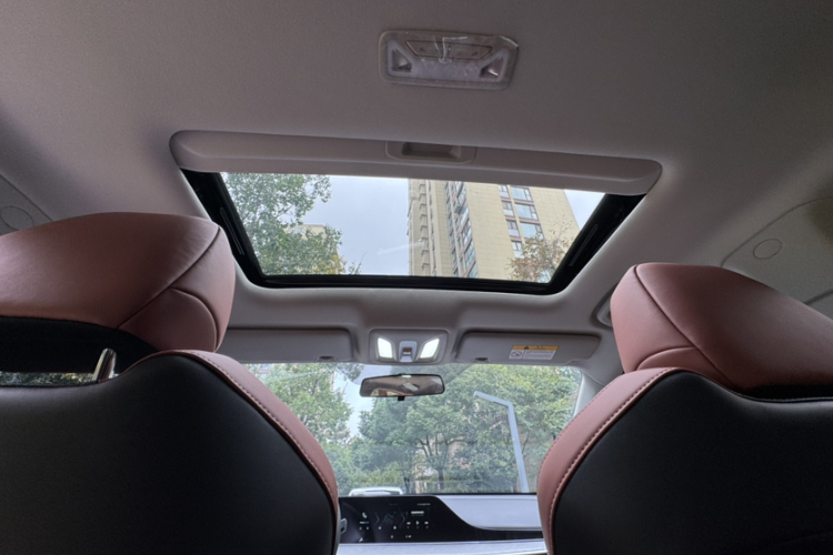 长安 逸动 2024款 PLUS 蓝鲸NE 1.4T GDI DCT高能版中控内饰7006