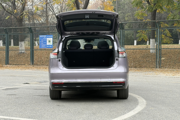 鸿蒙智行 尚界H5 2025款 纯电 Max 长续航局部细节23