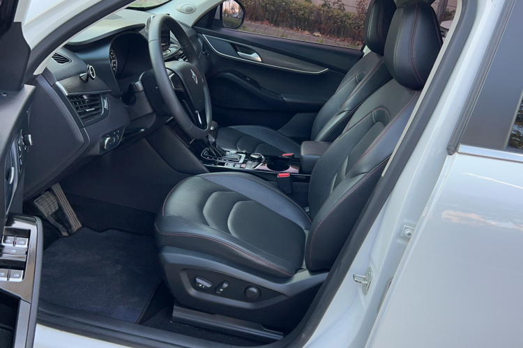 宝沃BX5 2020款 20TGDI 自动两驱先锋型局部细节19