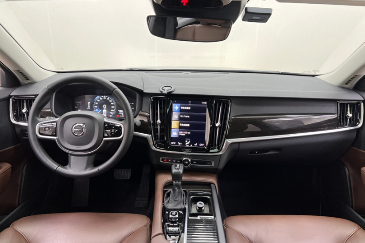 沃尔沃S90 2017款 T4 智远版中控内饰7001