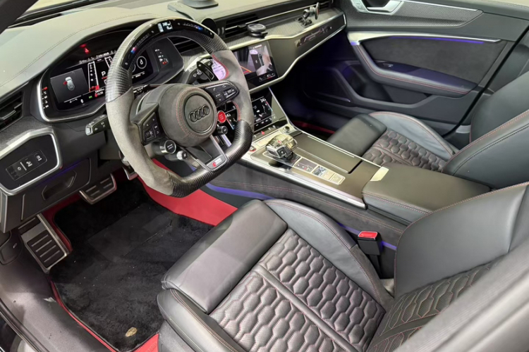 奥迪RS 6 2021款 RS 6 4.0T Avant中控内饰7007