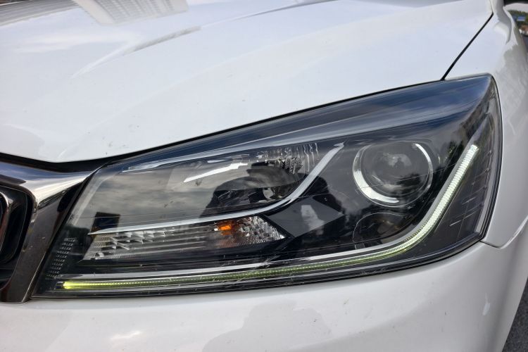 吉利汽车 帝豪 2018款 1.5L 手动豪华型车身外观6004