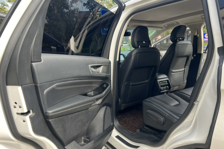 福特 锐界 2016款 EcoBoost 245 四驱尊锐型 7座中控内饰7005