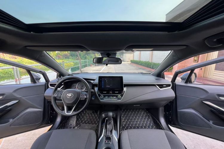 丰田 雷凌 2021款 双擎 1.8H E-CVT豪华版中控内饰7010