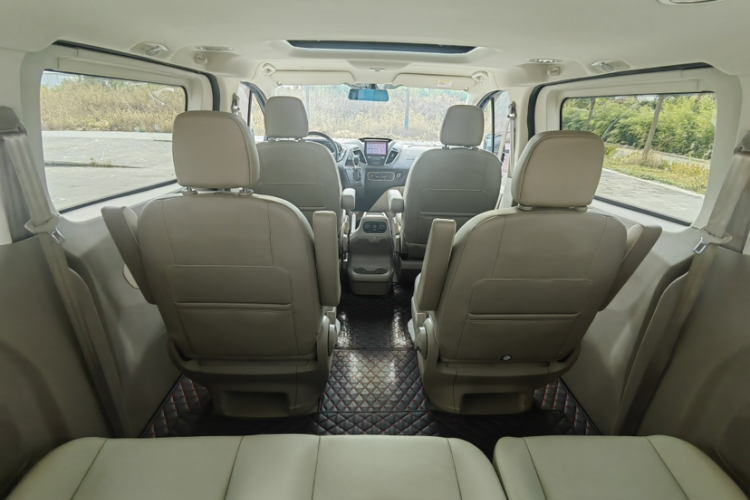 福特 途睿欧 2017款 2.0T 自动精睿版中控内饰7004