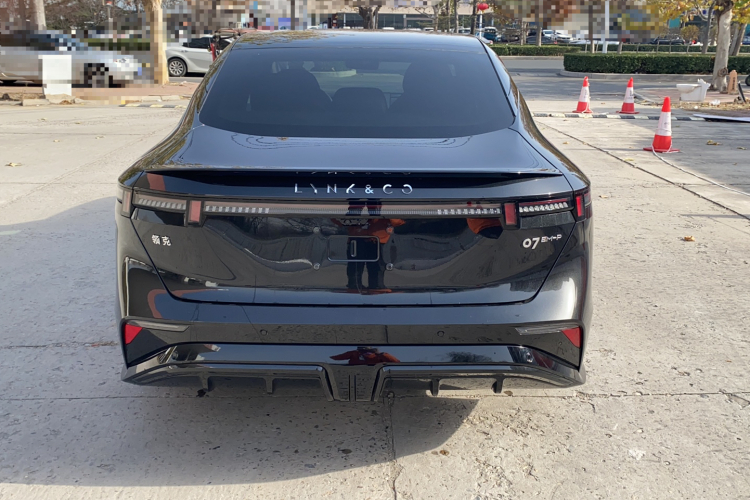 领克07 2026款 126长续航 Ultra车身外观6004