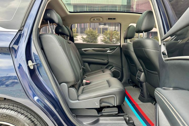 比亚迪 宋MAX 2017款 1.5T 自动智联精英型 7座中控内饰7010