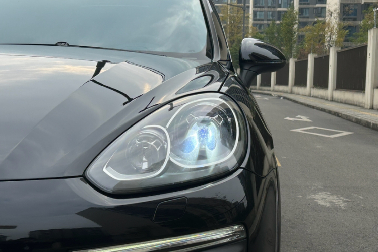 保时捷 2016款 Cayenne Platinum Edition 3.0T局部细节36