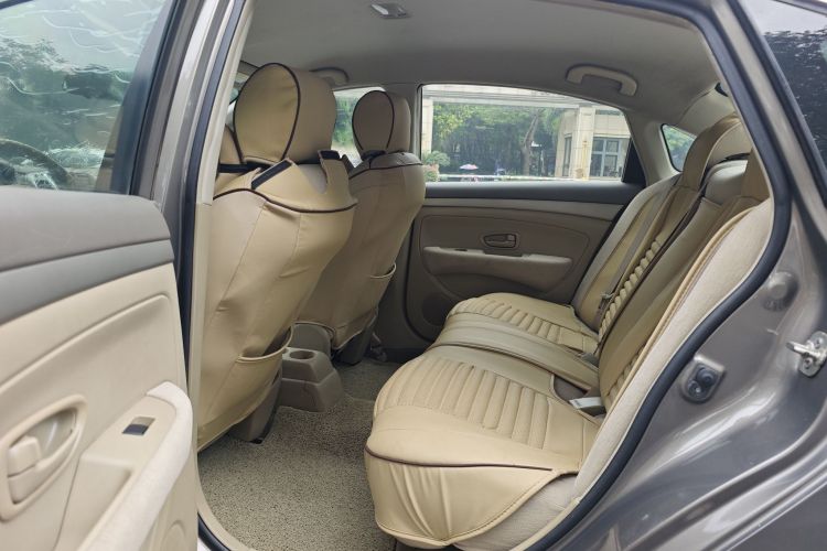 日产 轩逸 2016款 经典 1.6XE 自动舒适版中控内饰7003