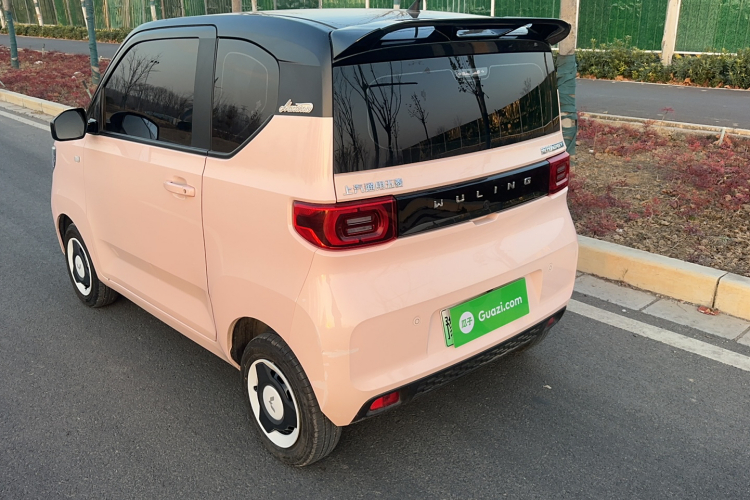 五菱汽车 宏光MINIEV 2021款 马卡龙臻享款 三元锂车身外观6005