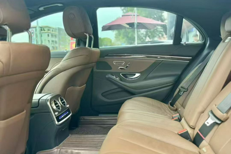 奔驰S级 2020款 S 350 L 商务型 臻藏版中控内饰7007