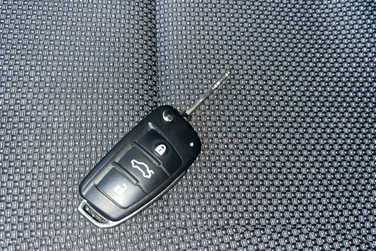 江淮瑞风 瑞风M4 2022款 2.0TGDI 自动商旅版中控内饰7001