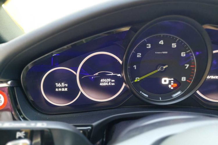 保时捷 Panamera新能源 2023款 Panamera 4 E-Hybrid 铂金版 2.9T中控内饰15