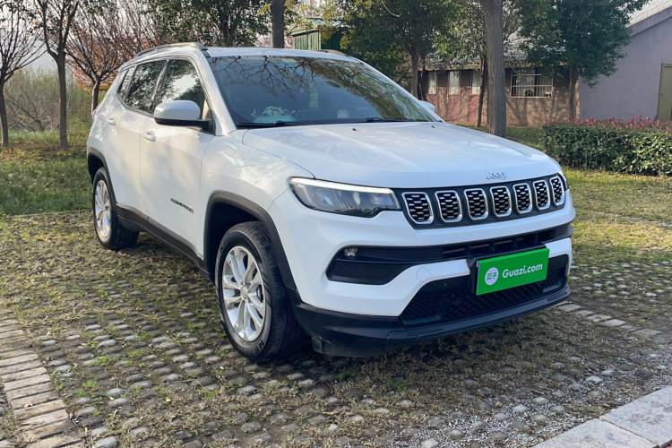 Jeep 指南者 2021款 220T 自动领先版车身外观6002