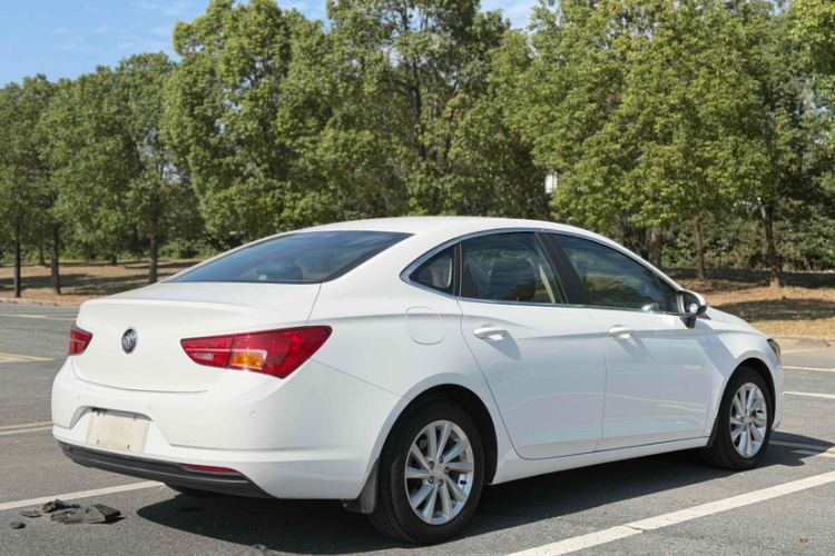 别克 威朗 2015款 三厢 15S 自动领先型车身外观6009