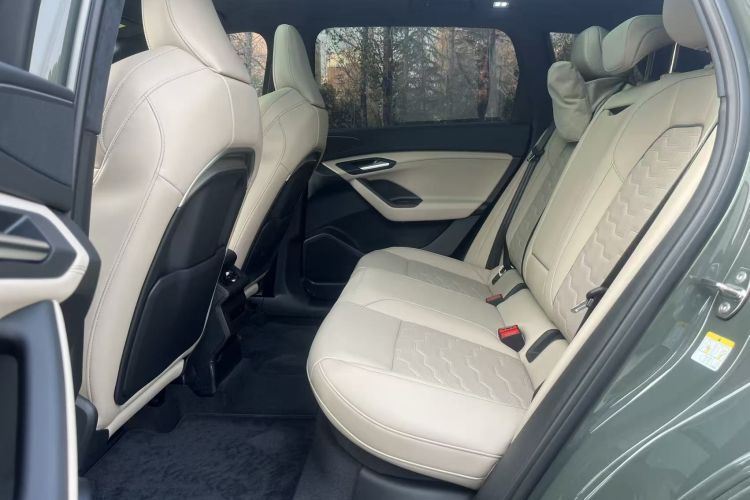 奥迪Q6L e-tron 2026款 超长续航版中控内饰7002