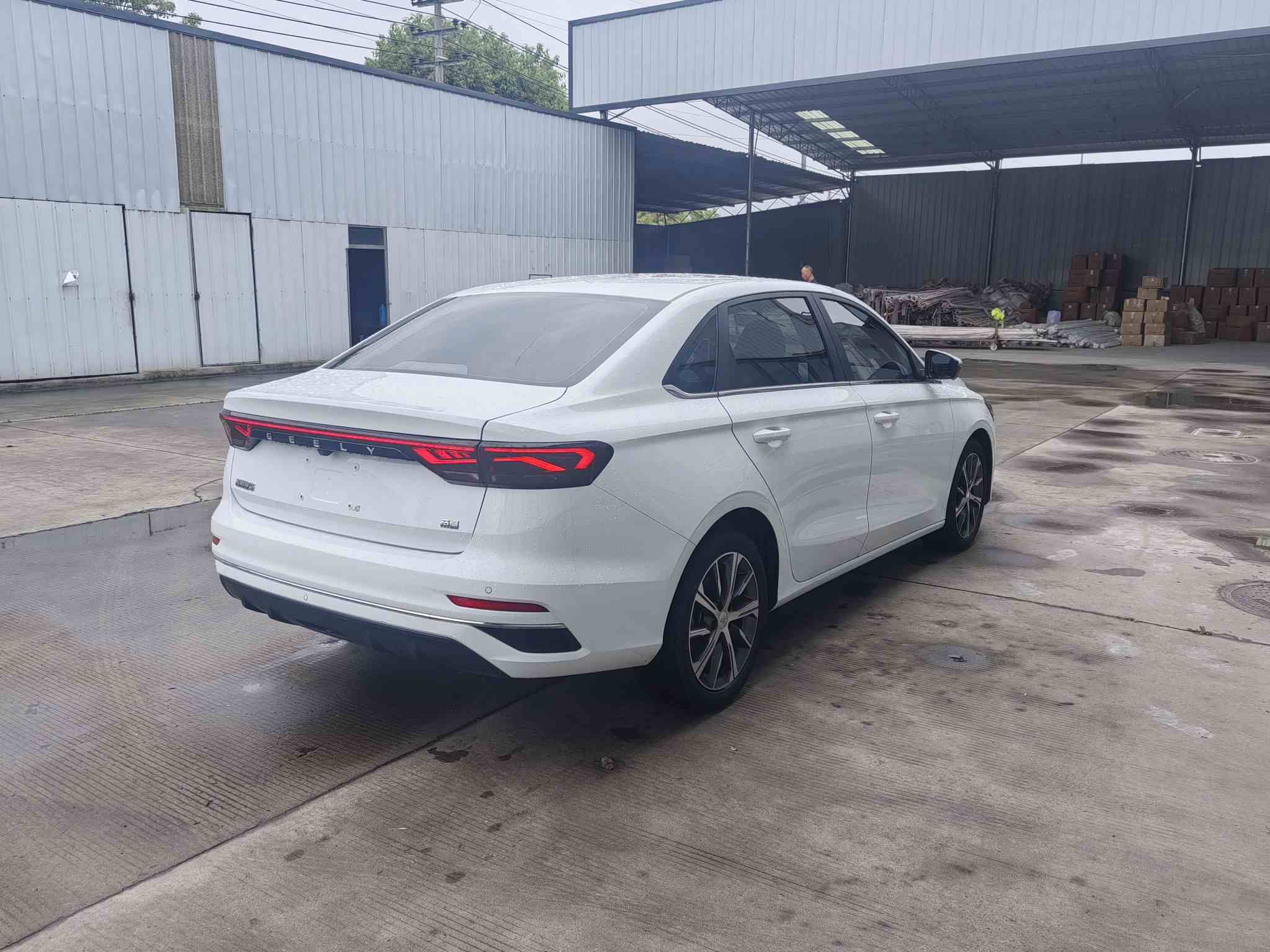 吉利汽车 帝豪 2023款 第4代冠军版 1.5L CVT尊贵型(4)