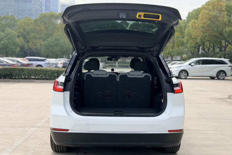 蔚来ES8 2022款 100kWh 领航版 六座车身外观6007