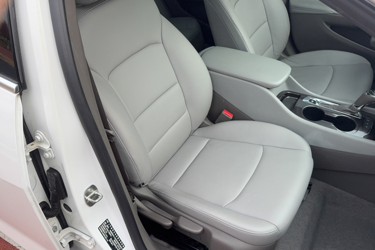 雪佛兰 迈锐宝XL 2019款 535T CVT锐行版局部细节41