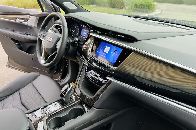 凯迪拉克XT6 2020款 28T 六座四驱铂金运动版中控内饰7009