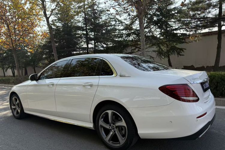 奔驰E级 2019款 改款 E 300 L 运动时尚型车身外观6007