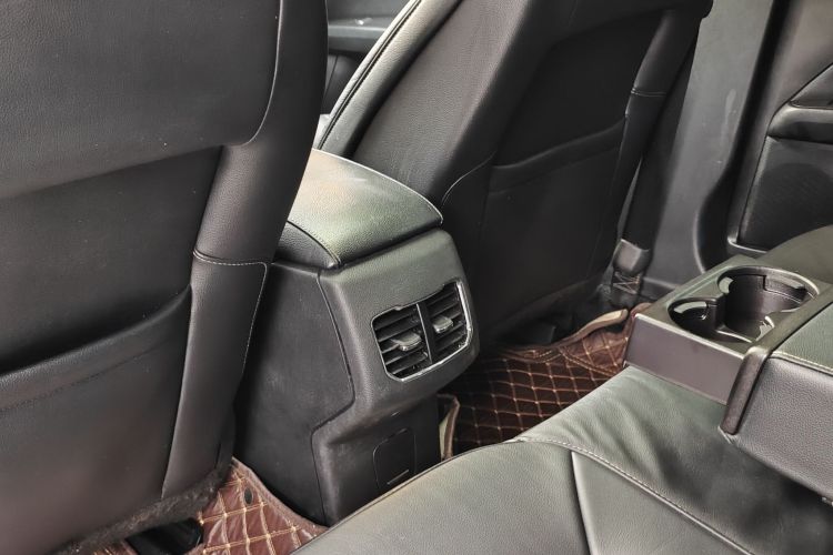 福特 蒙迪欧 2017款 EcoBoost 180 豪华型中控内饰7004