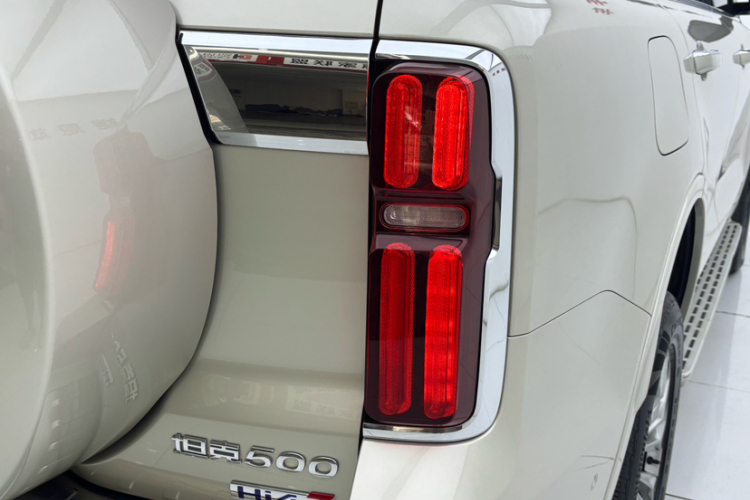 坦克500新能源 2025款 Hi4-Z车身外观6007