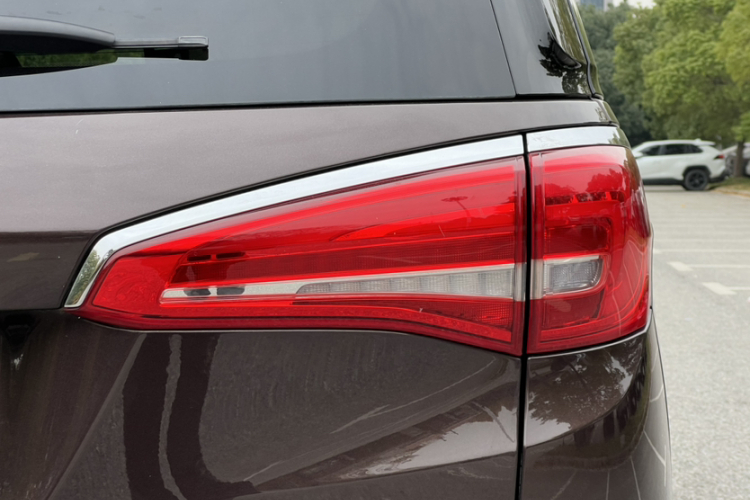 别克GL8 2017款 ES 28T 豪华型 国V车身外观6001