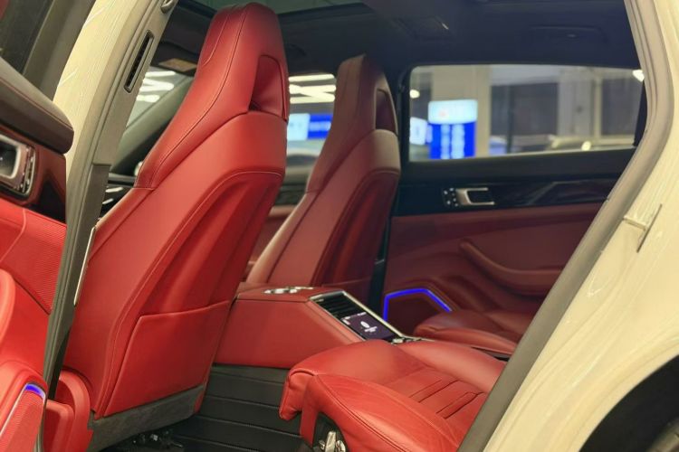 保时捷 2017款 Panamera 行政加长版 3.0T中控内饰7003
