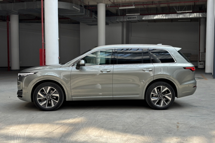 理想汽车 理想ONE 2021款 增程6座版车身外观6006