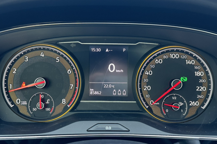 大众 帕萨特 2019款 330TSI 精英版 国VI中控内饰15