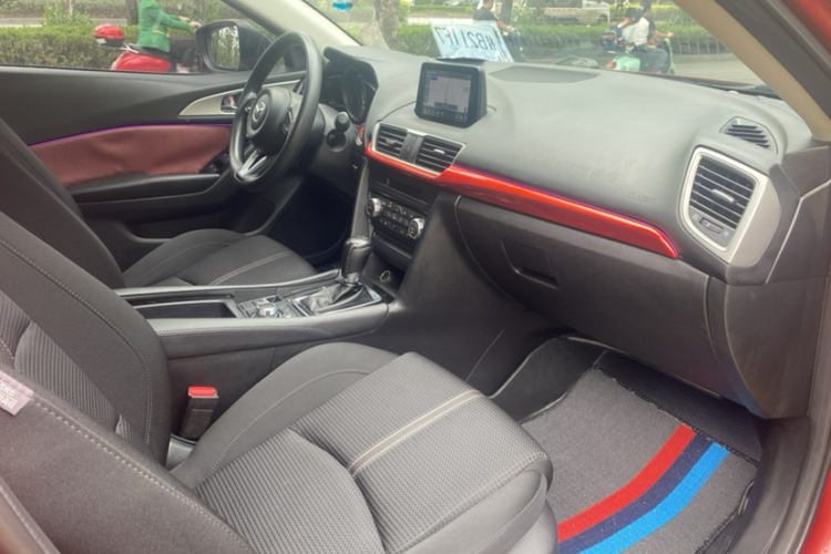 马自达3 昂克赛拉 2017款 三厢 1.5L 自动豪华型 国V中控内饰7005