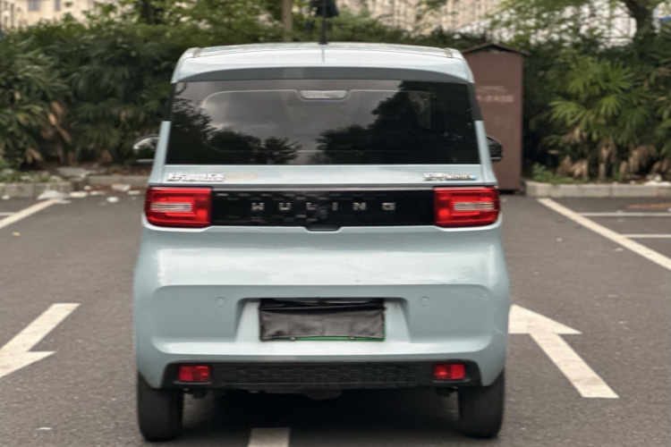 五菱汽车 宏光MINIEV 2020款 自在款 磷酸铁锂车身外观6008