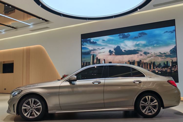 奔驰C级 2020款 改款 C 200 L 时尚型运动版车身外观6003