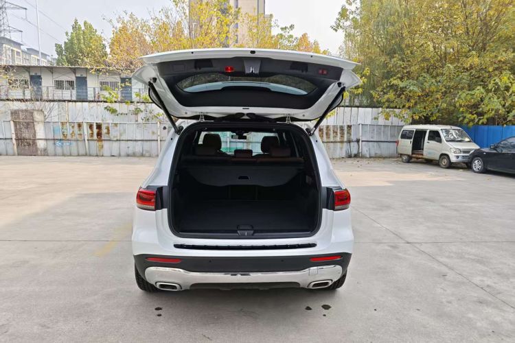 奔驰GLB 2020款 GLB 200 动感型局部细节16