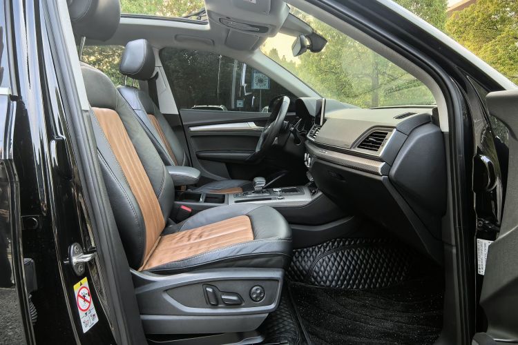 奥迪Q5L 2020款 45 TFSI 尊享时尚型局部细节41