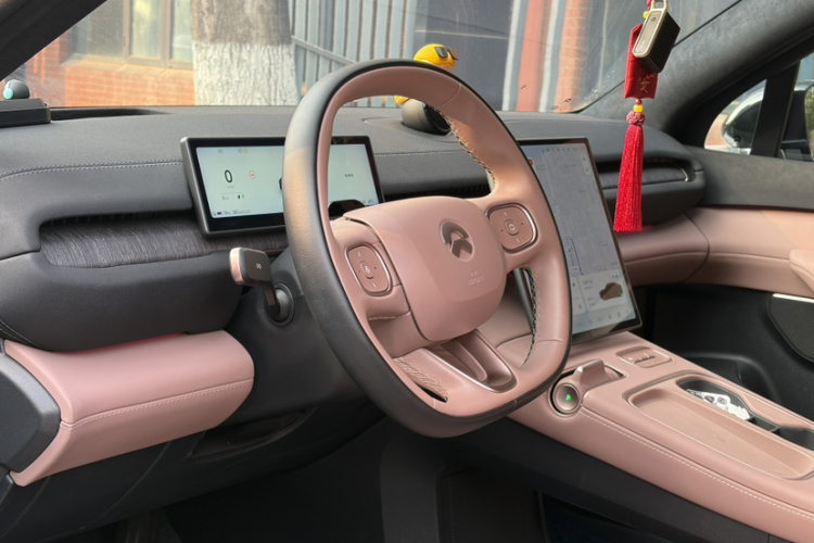 蔚来EC6 2024款 75kWh局部细节13