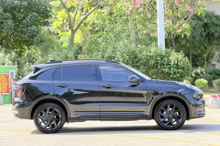 领克01 2021款 2.0TD 四驱暗夜版车身外观6006