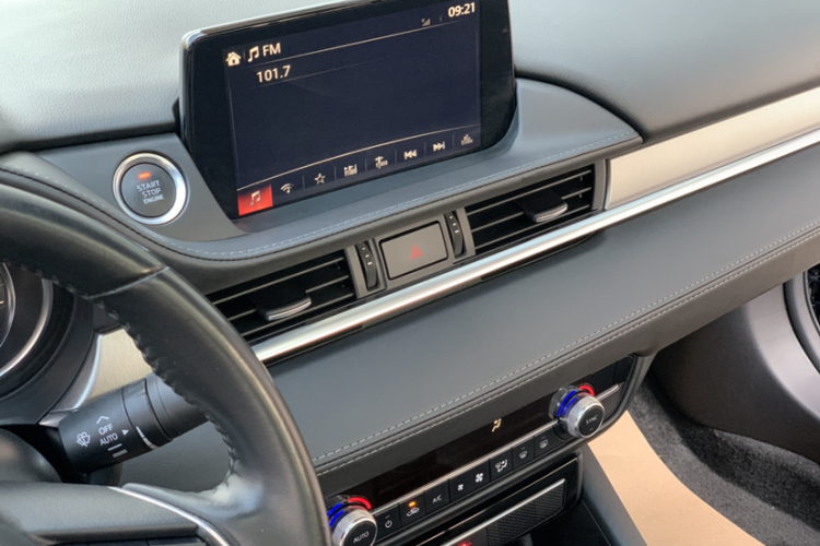 马自达 阿特兹 2020款 2.0L 蓝天豪华版局部细节16